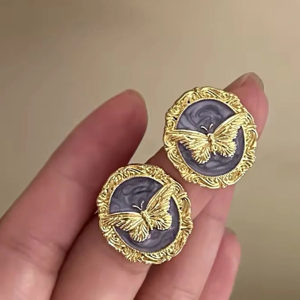 Vintage Blue Butterfly Gold Earrings - Picture 5 of 5